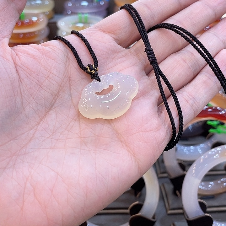 玛瑙/玉髓未镶嵌颈饰