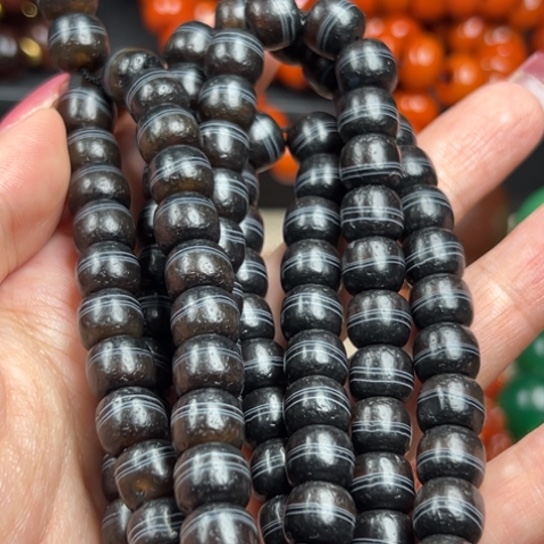 用***军玛瑙/玉髓颈饰未镶嵌