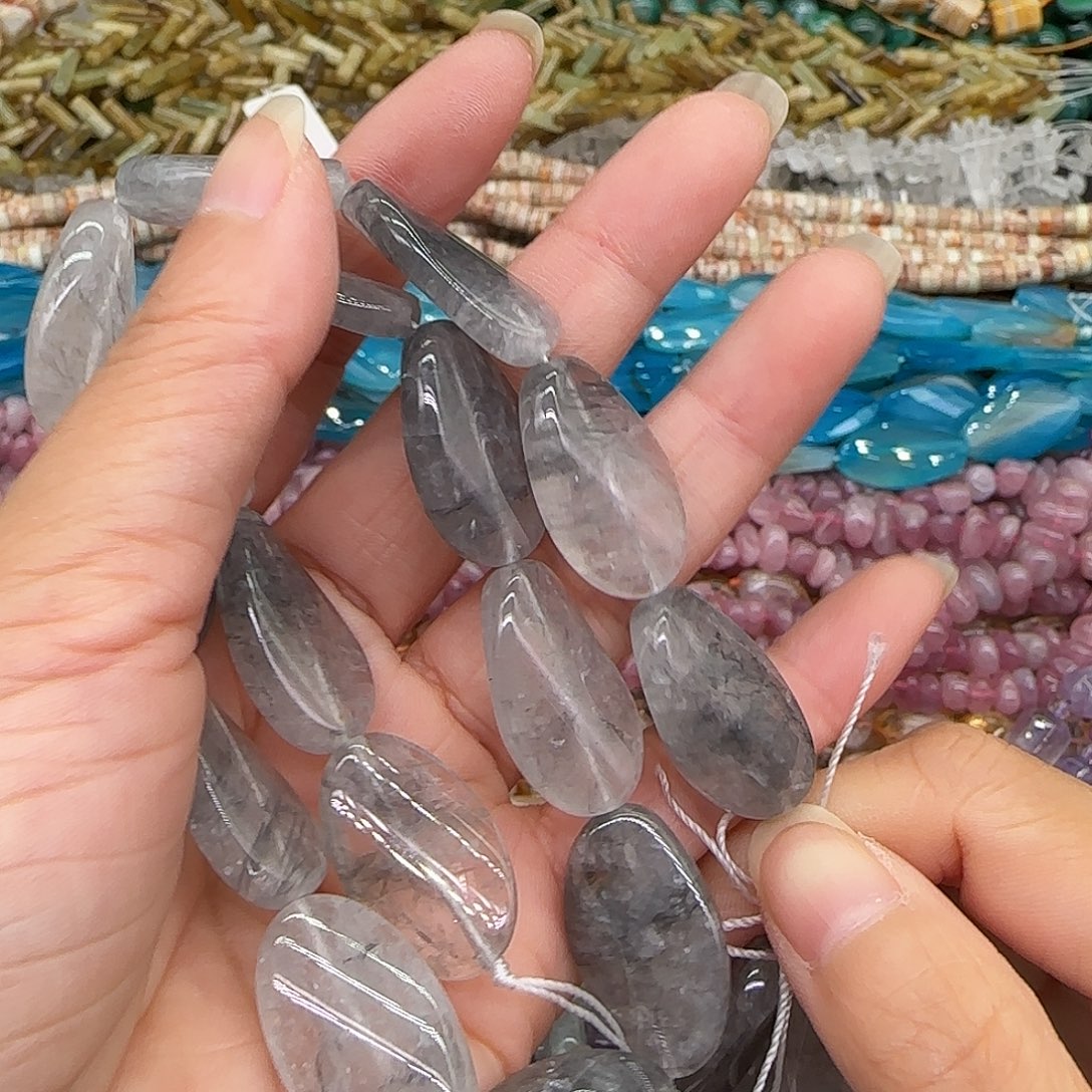 M***e玛瑙/玉髓合金珠宝半成品云水晶15-25mm一条