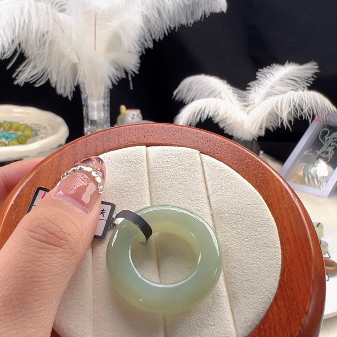 和田玉（糖玉）未镶嵌戒指a126奶绿轮胎18.3