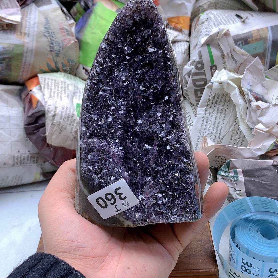 紫晶大型摆件（非配饰）未镶嵌