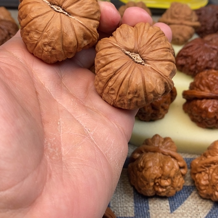 文玩核桃把件?****长核桃