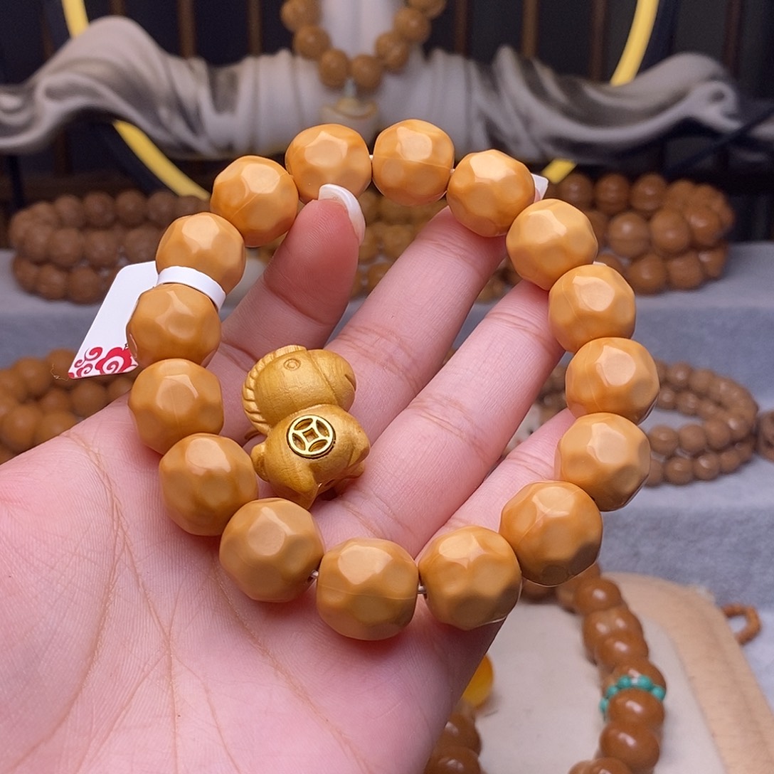 ？***。皮质非金属奶酪➕配饰