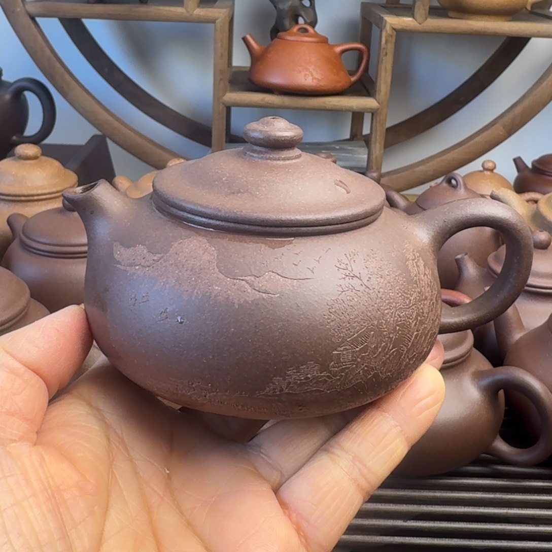 紫砂茶壶230cc寒江嫩底槽清刻绘