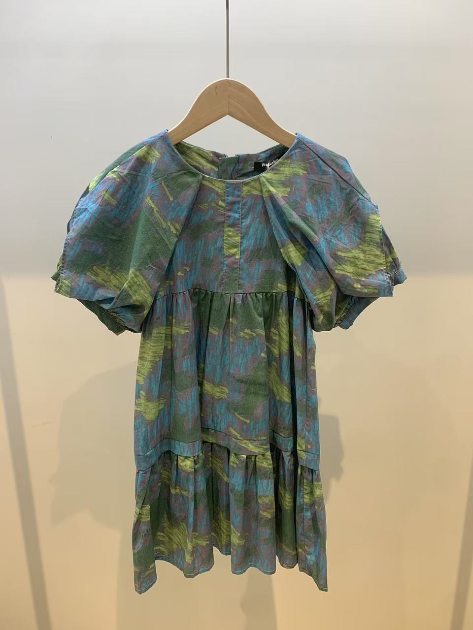 绿色泡泡袖夏季童装蝴蝶设计师原创设计女公主风连衣裙