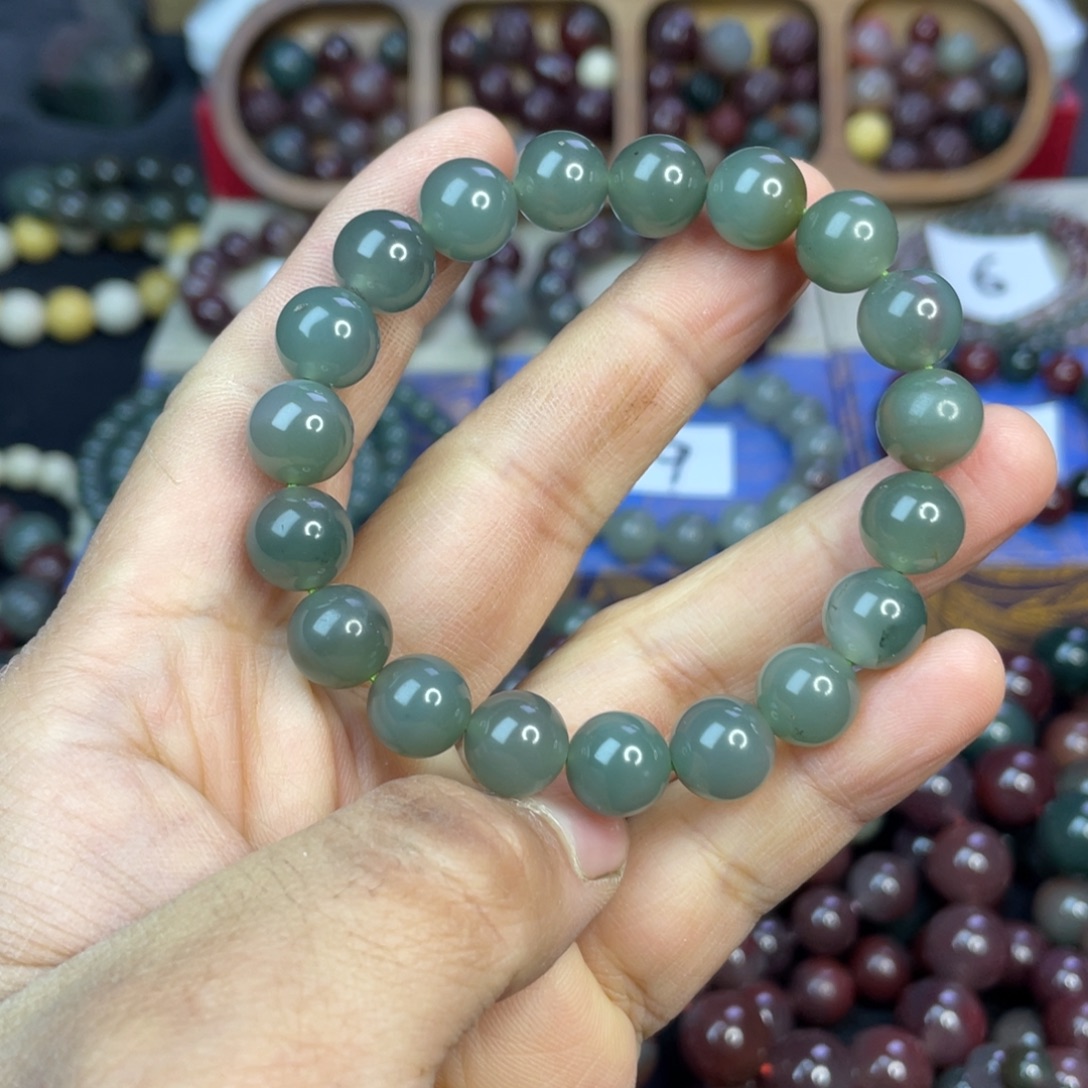 非金属放漏绿色秦紫玉