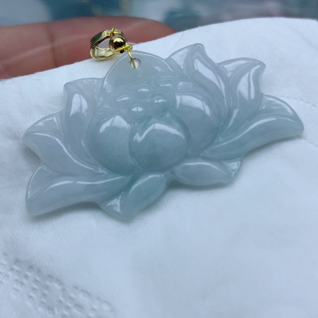 翡翠未镶嵌颈饰珠子