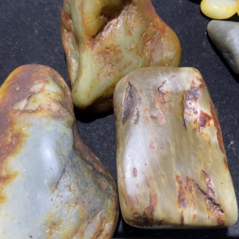 偷***闲和田玉（糖玉）未镶嵌挂件