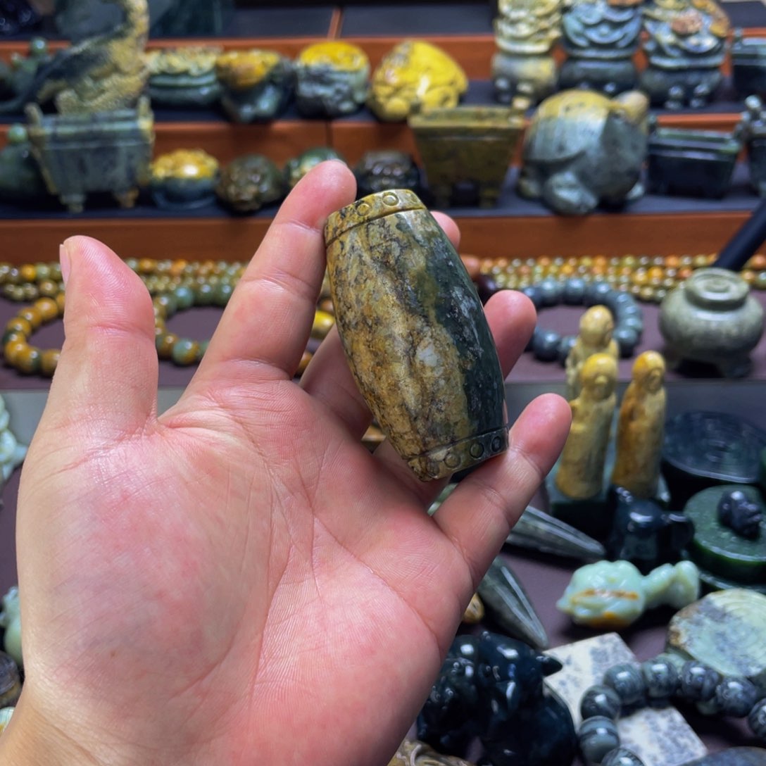 【闪购商品】未镶嵌岫岩河磨玉（透闪石质玉）挂件天***好