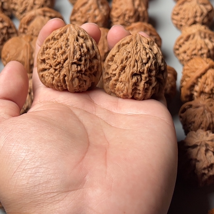 文玩核桃吊坠38全品三角疆