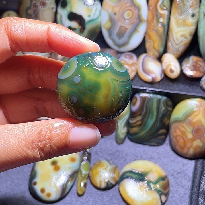 玛瑙/玉髓珠宝奇石未镶嵌