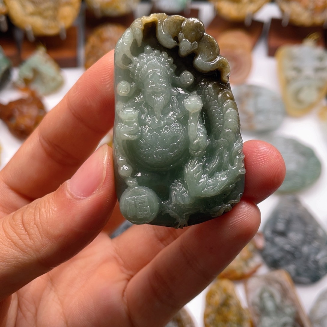 定制翡翠未镶嵌翡翠