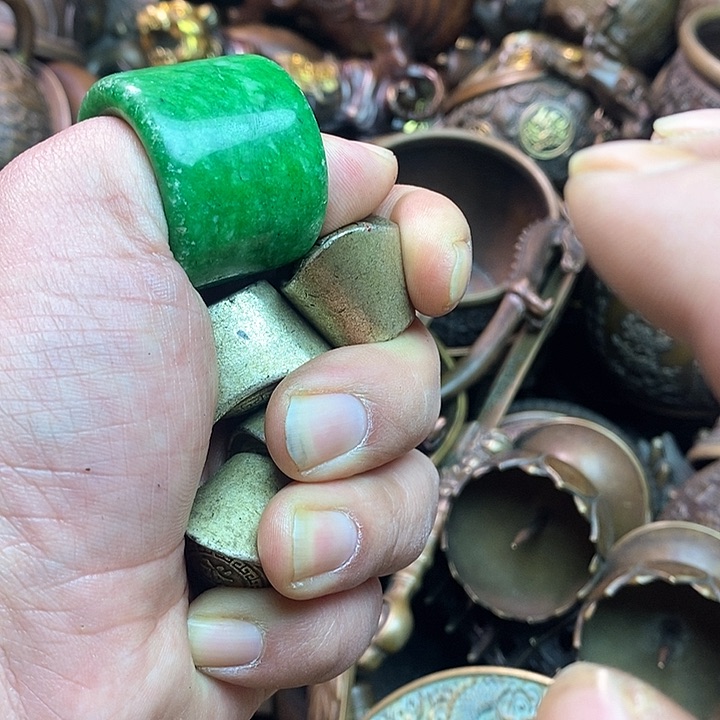 平平安安健健康康