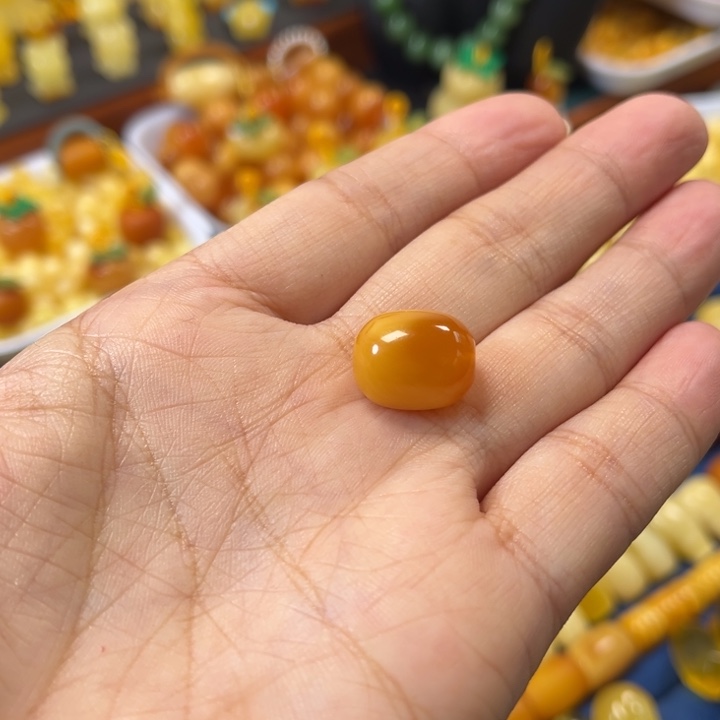 琥珀未镶嵌裸石卡12加老蜡枣珠