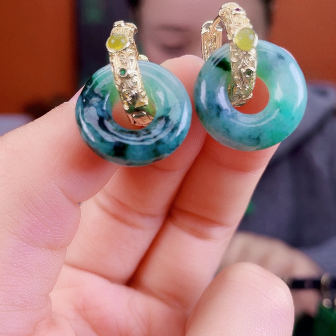 翡翠未镶嵌耳饰饰品