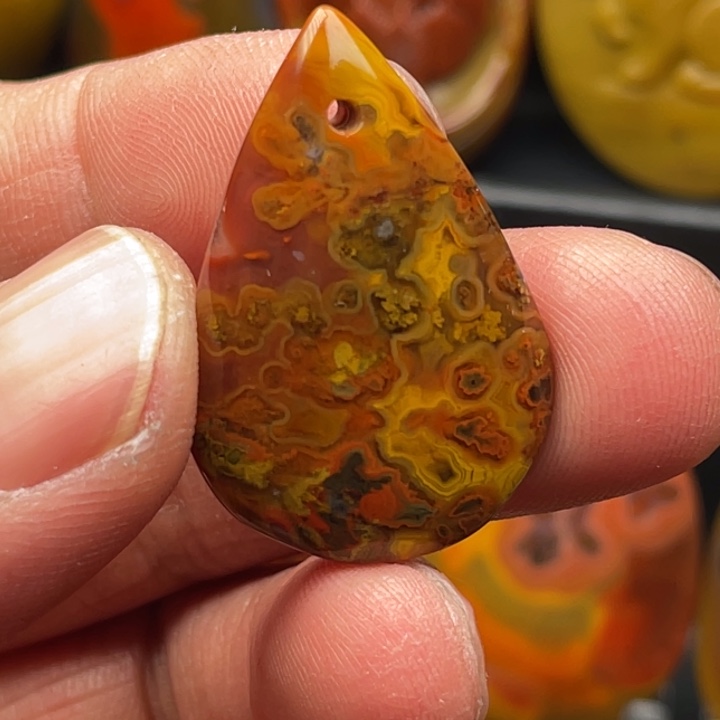 玛瑙/玉髓颈饰未镶嵌