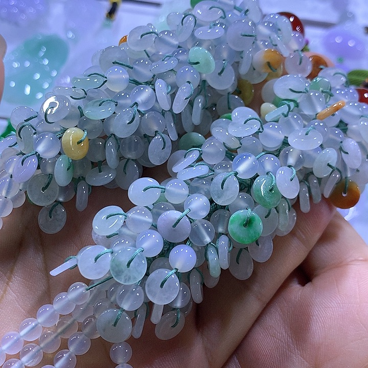 翡翠未镶嵌颈饰天然翡翠A货车挂多样性发货发其一