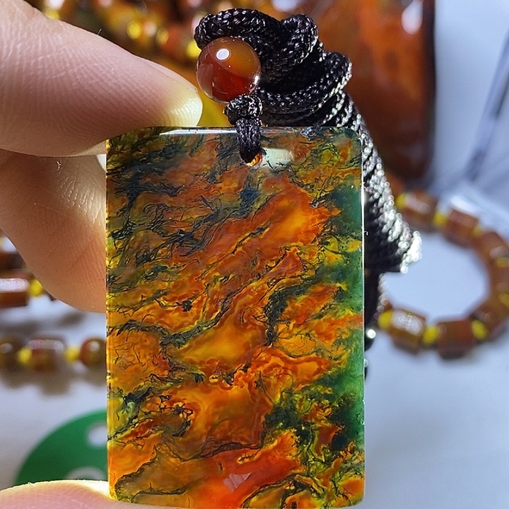 玛瑙/玉髓颈饰未镶嵌