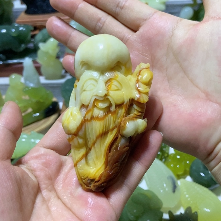 【闪购商品】蛇纹石玉把件未镶嵌