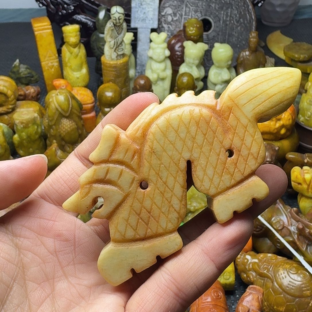 白玉菩提吊坠。。。