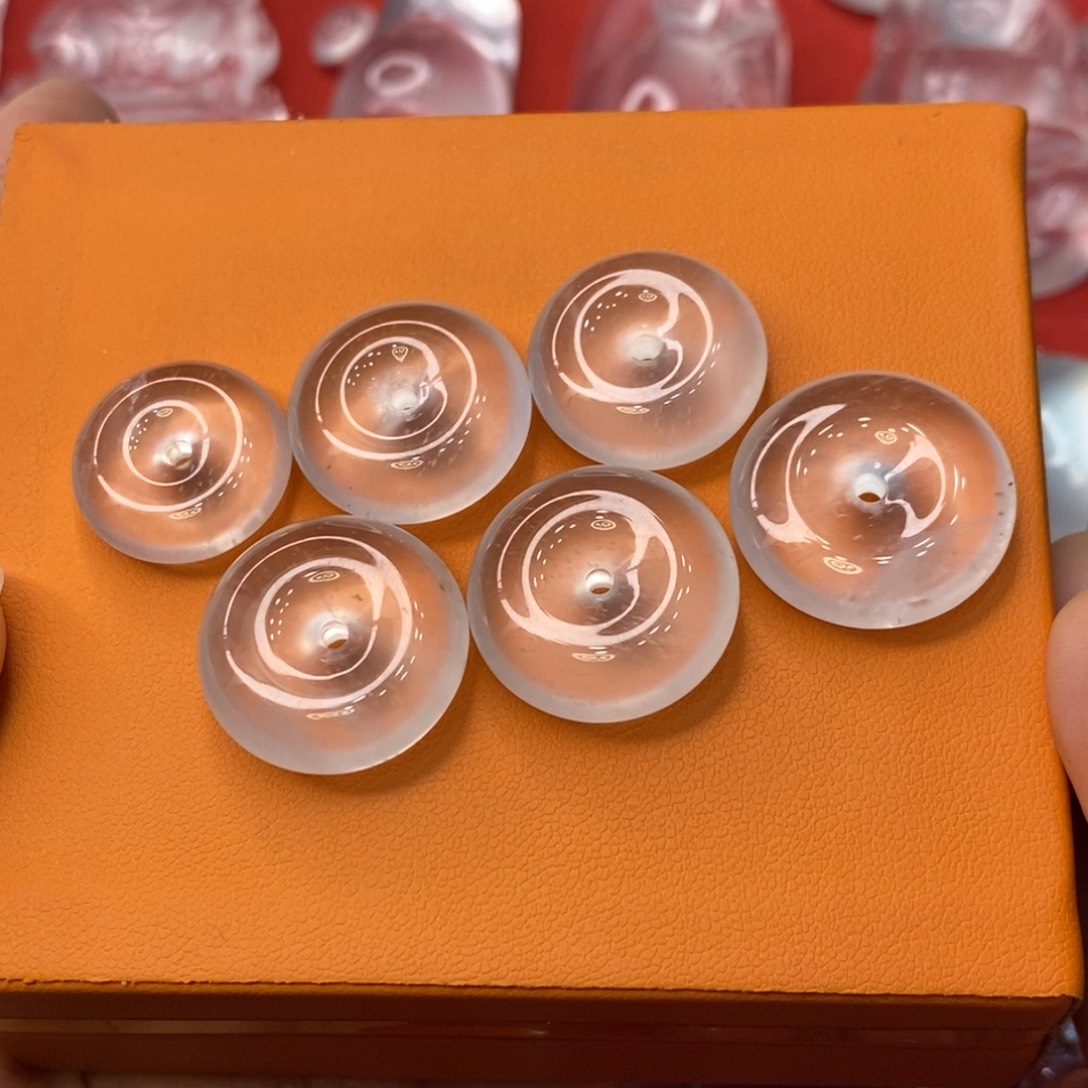 石英质玉未镶嵌吊坠