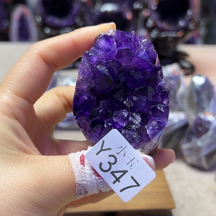 未镶嵌水晶大型摆件（非配饰）摆件