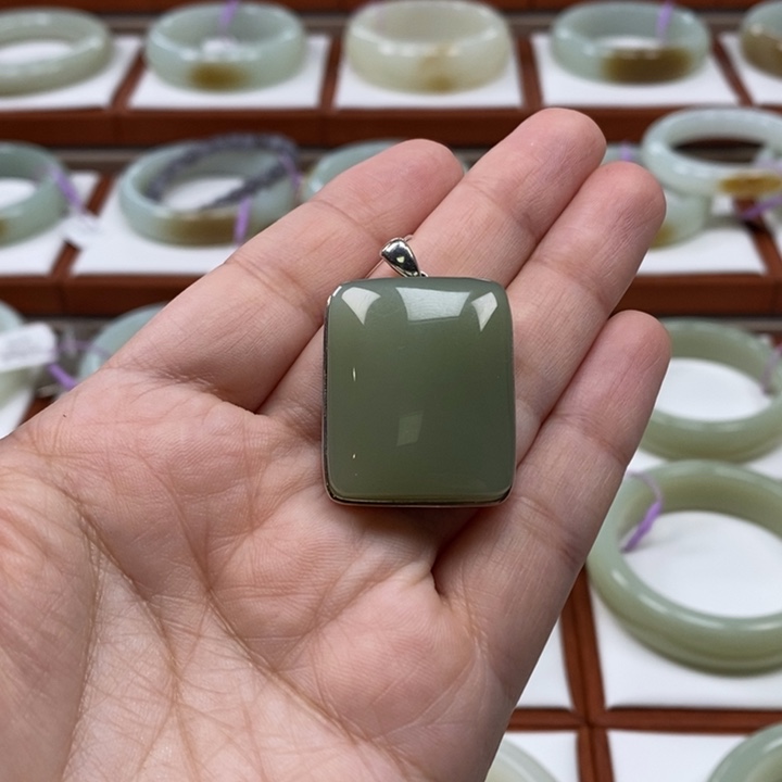 和田玉挂件未镶嵌