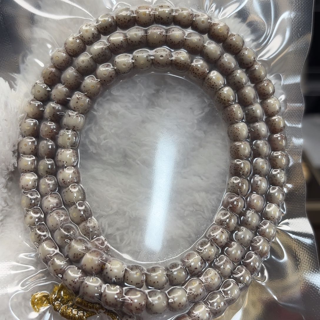 星月菩提吊坠同枝石玉粉冰7*6正月留白冰透玉化小冰糖星细