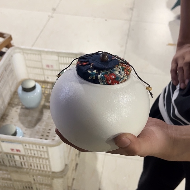 罐润鹏陶瓷精选高端陶瓷茶叶罐