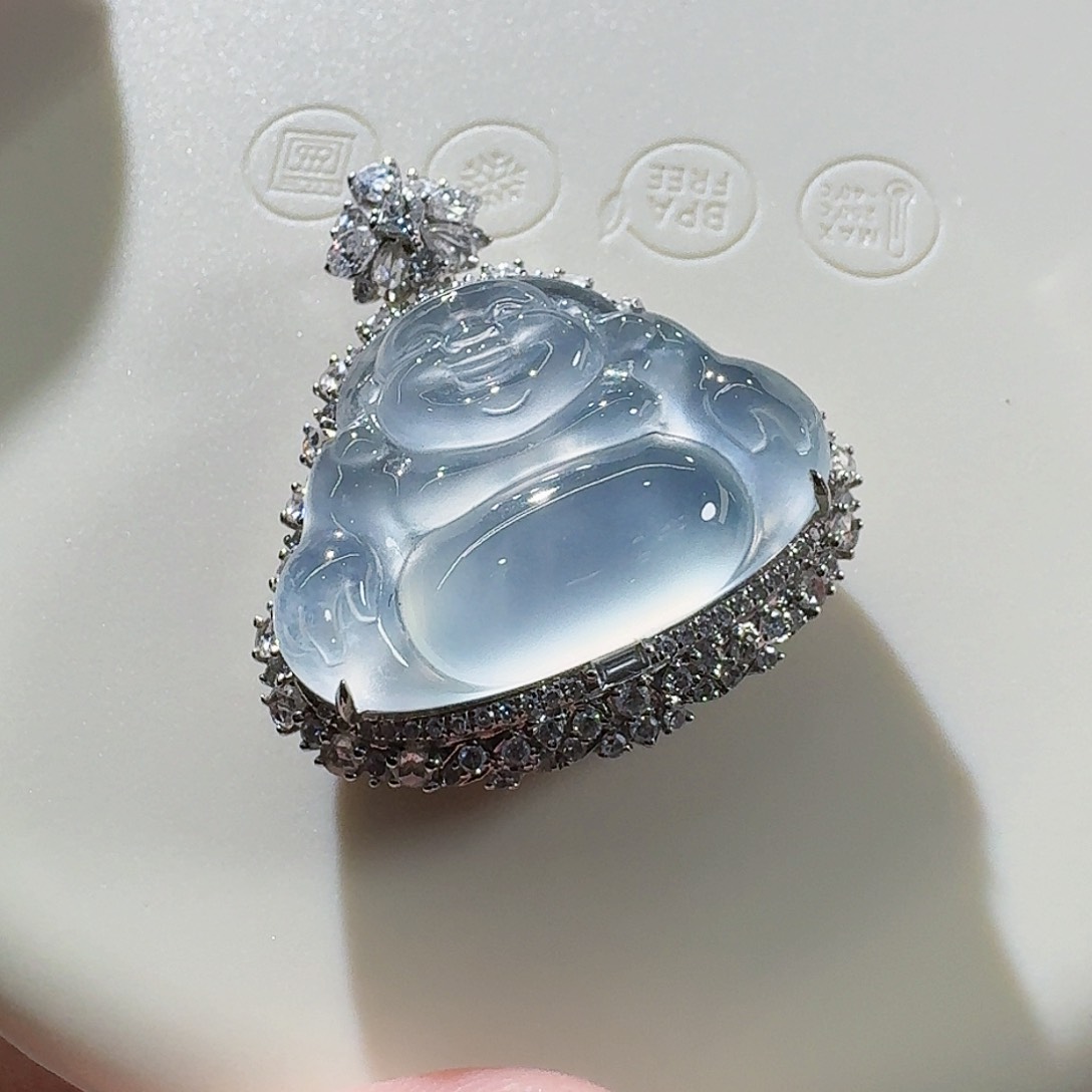 翡翠颈饰18K金镶嵌佛公