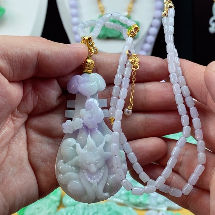 翡翠颈饰未镶嵌翡翠吊坠挂件