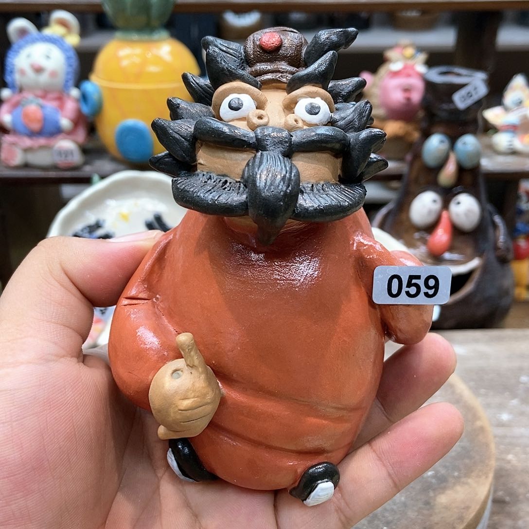 摆件直播间手工抽象陶瓷摆件059