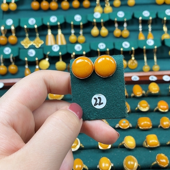 琥珀银S925镶嵌耳饰