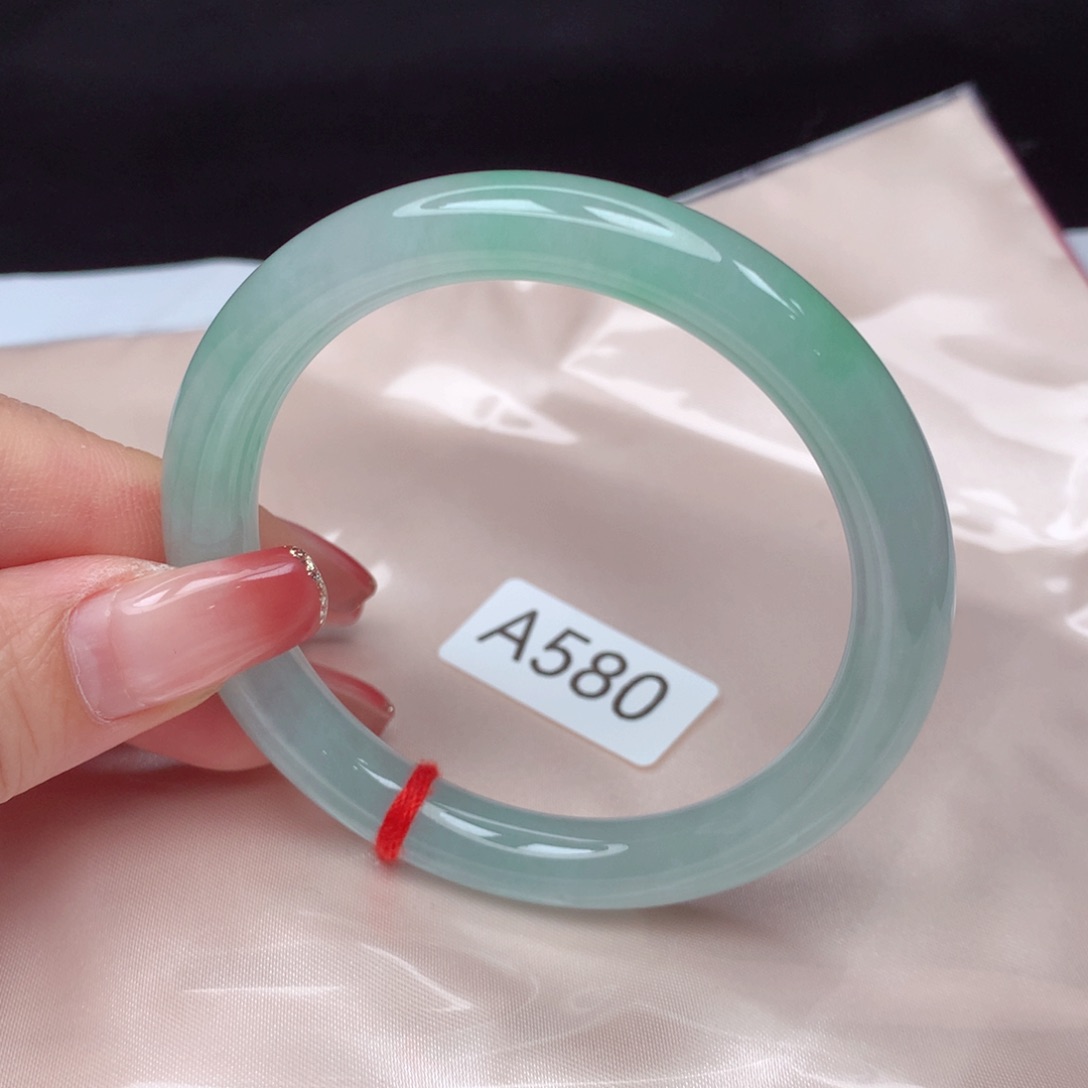 翡翠未镶嵌手镯手镯54