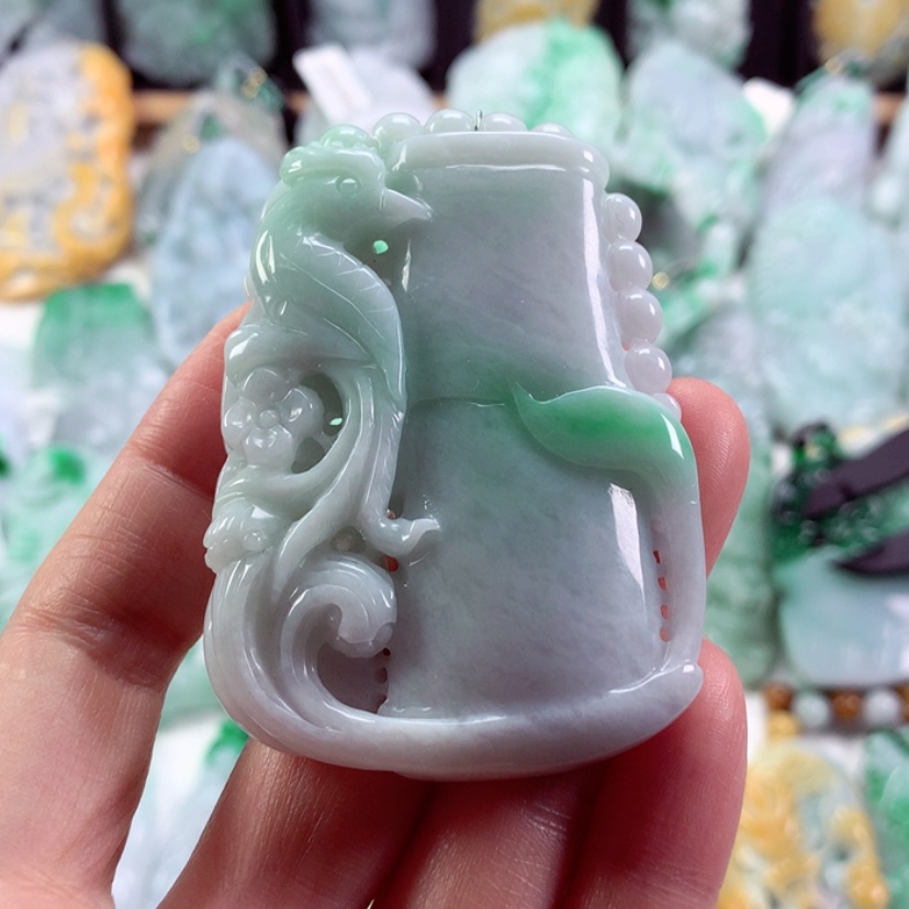 【闪购商品】翡翠吊坠(不含链)未镶嵌