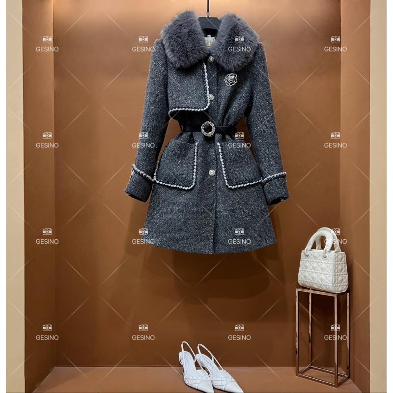 【悠悠】秋冬气质小香风时尚设计师中长款外套 QD-2025231