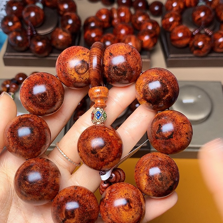 花梨木类手串/手链风化土埋料瘤疤老料高货2.5