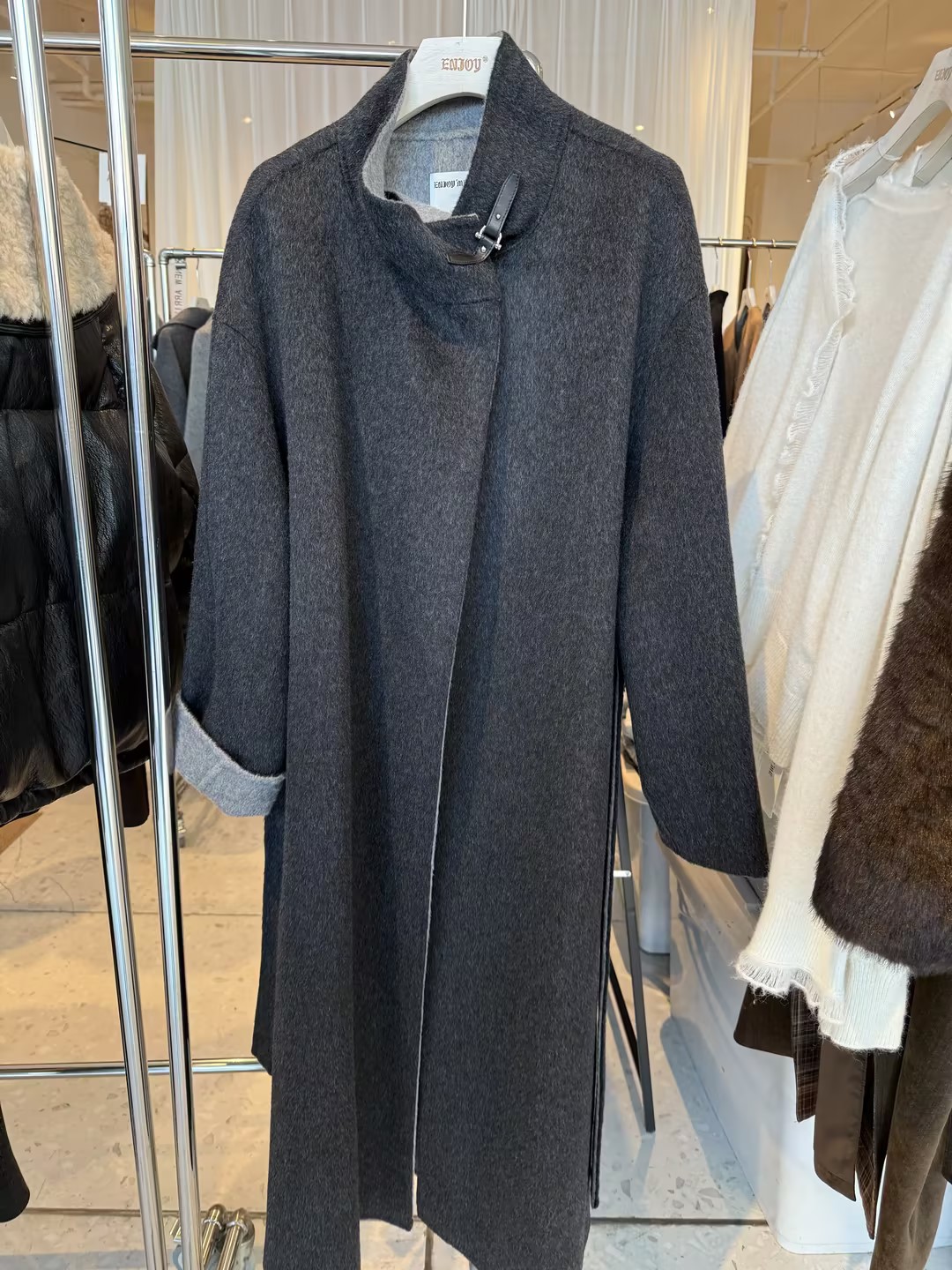 【门店同款】ENJOY冬季“暖冬知性”皮扣立领双色长款大衣168143996