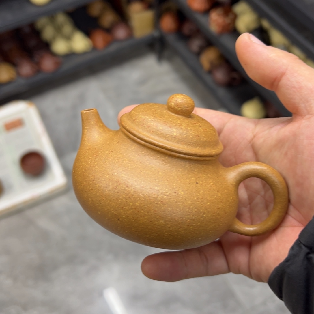 茶壶紫砂汽修厂的人说他