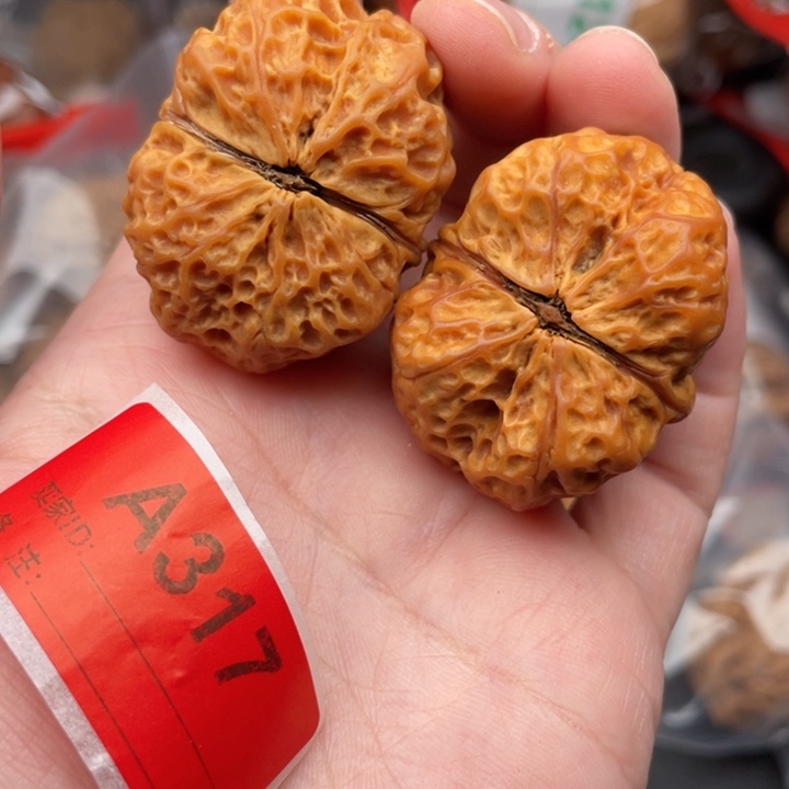 文玩核桃吊坠核桃