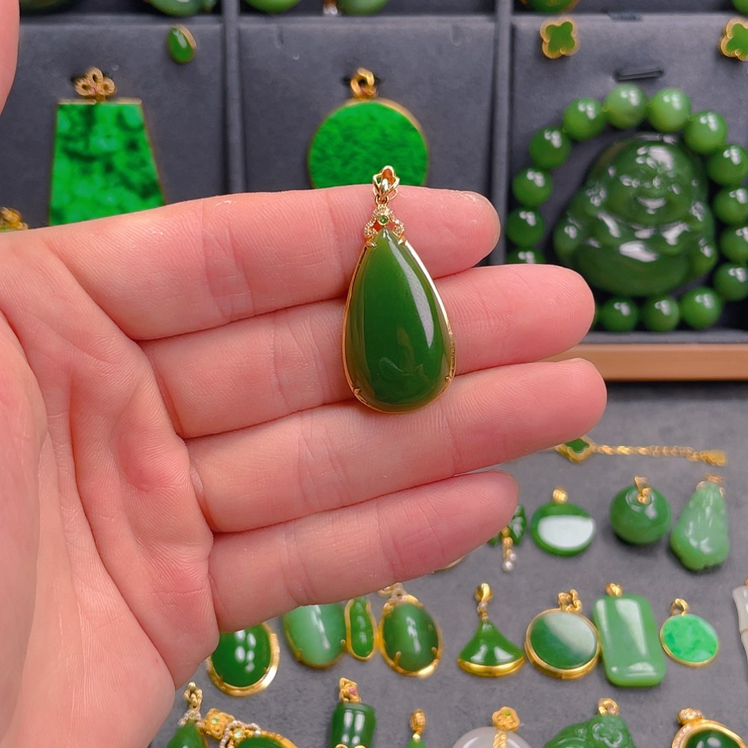 和田玉（碧玉）18K金镶嵌吊坠(不含链)2580