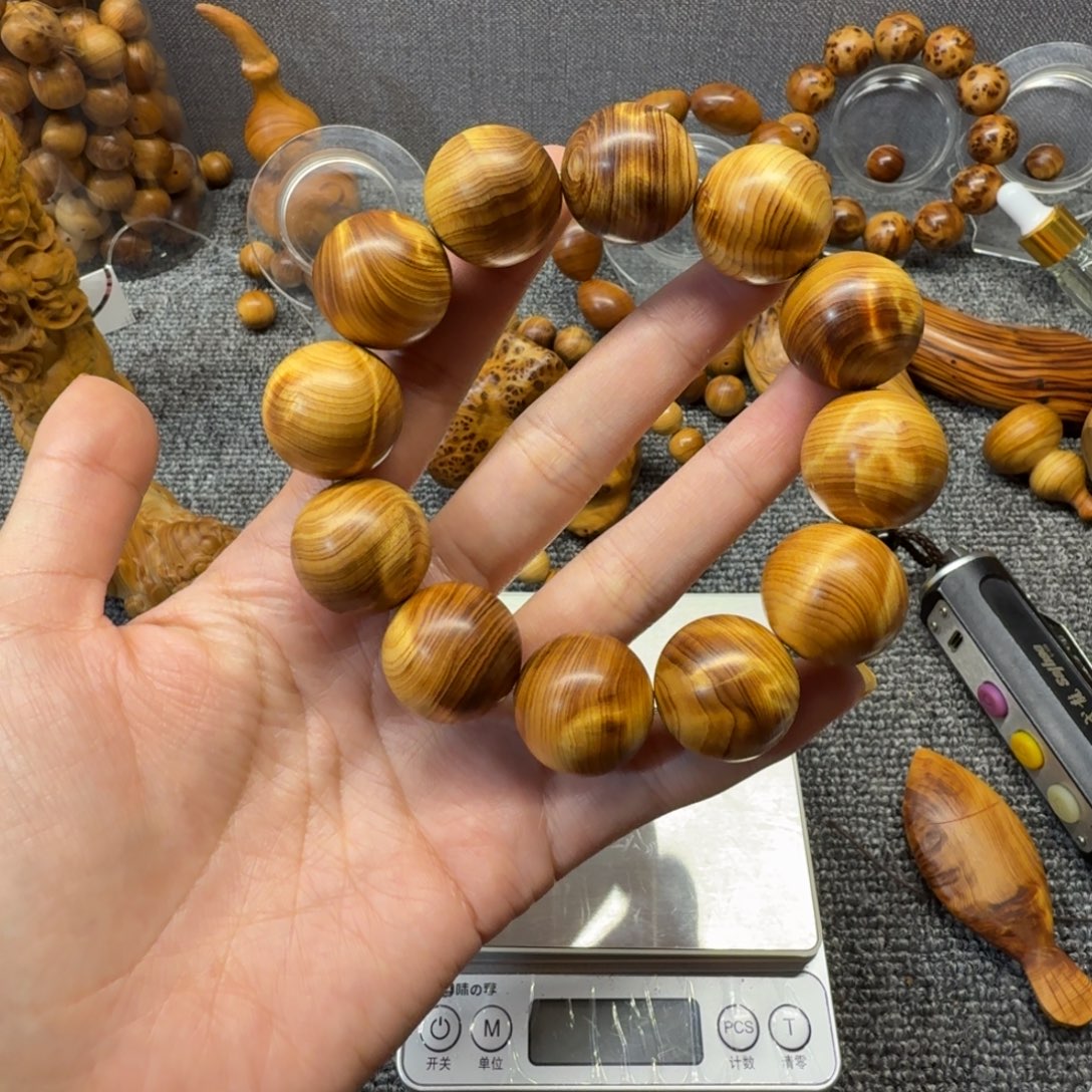 柏木（崖柏）2.0黑油板根闪电