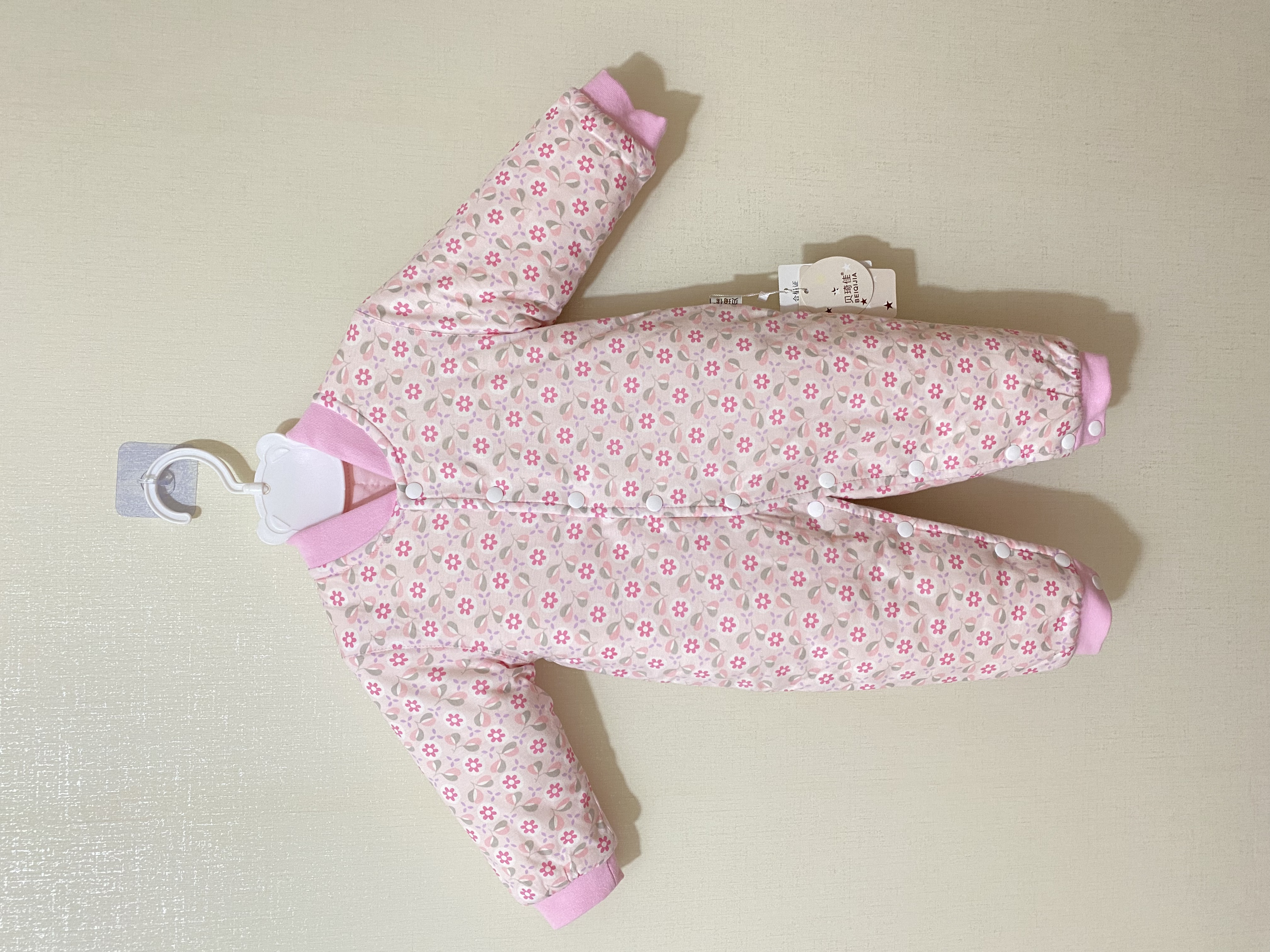 贝琦佳婴儿夹棉连体衣小碎花保暖爬服纯棉加厚