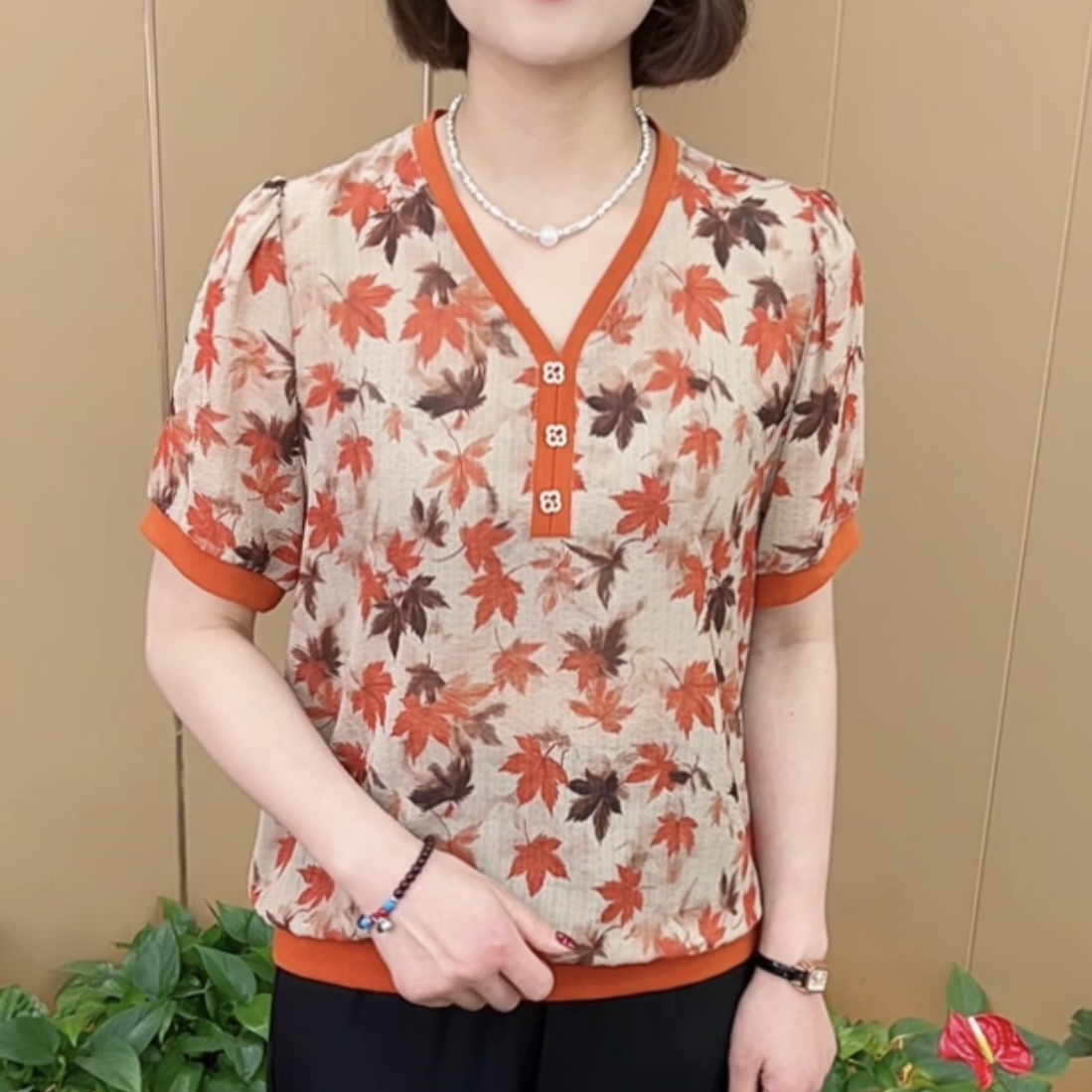 夏季新款精致V领枫叶花薄款气质妈妈装宽松显瘦百搭短袖上衣K235