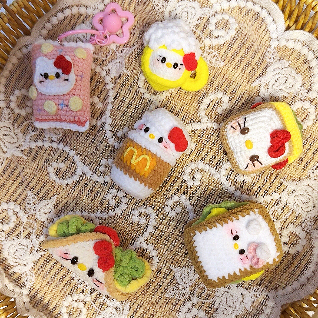 Hello Kitty入秋三件套