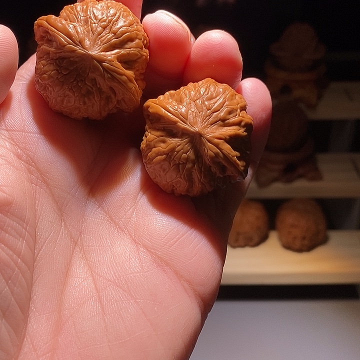 吊坠文玩核桃?**山铁锤