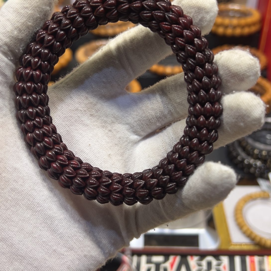 紫金鼠吊坠玛***！紫金鼠就转莲花