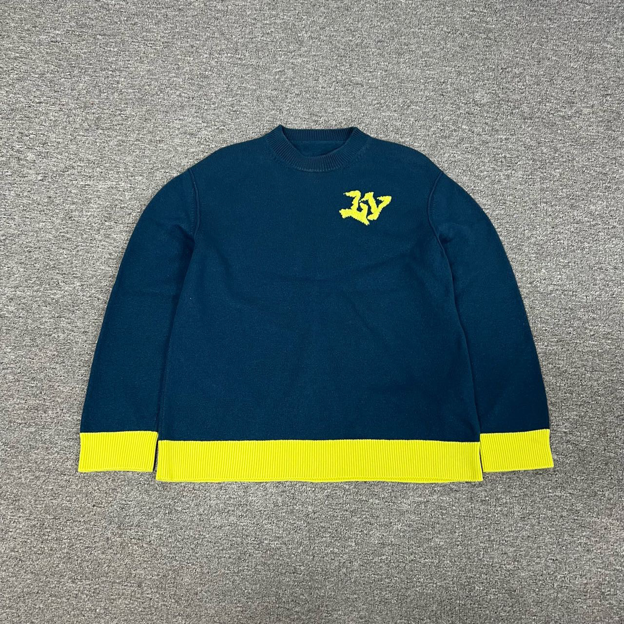 99新 LouisVuitton/路易威登 扭曲Logo 针织毛衣  XL码