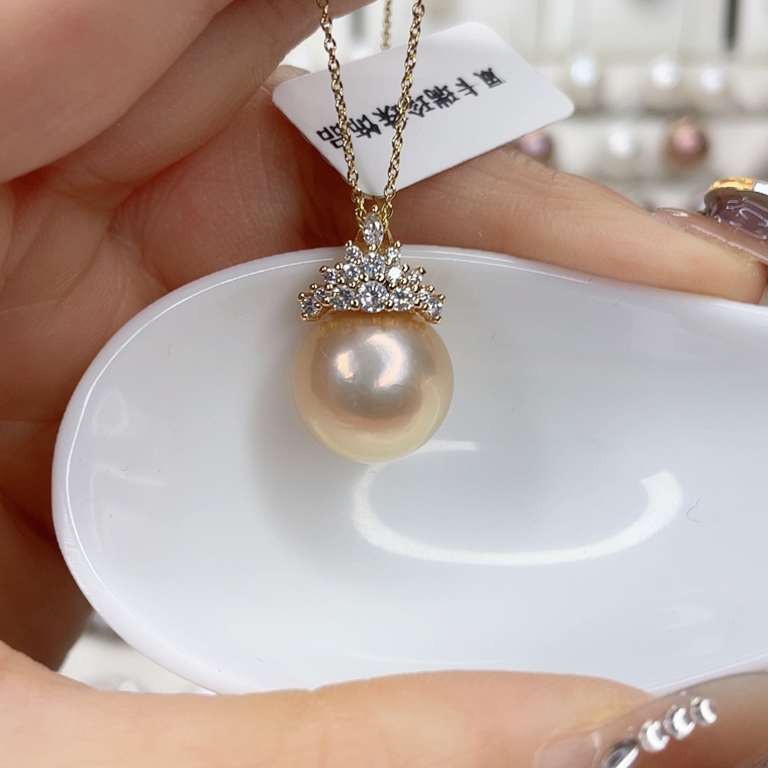 淡水珍珠吊坠(赠链)未镶嵌