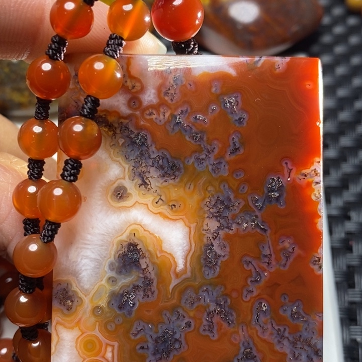 玛瑙/玉髓颈饰未镶嵌